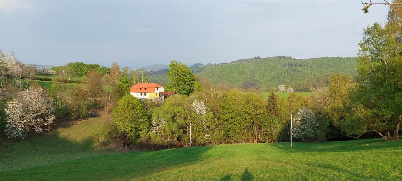 Apartmány Na Lontě Cotkytle Kültér fotó